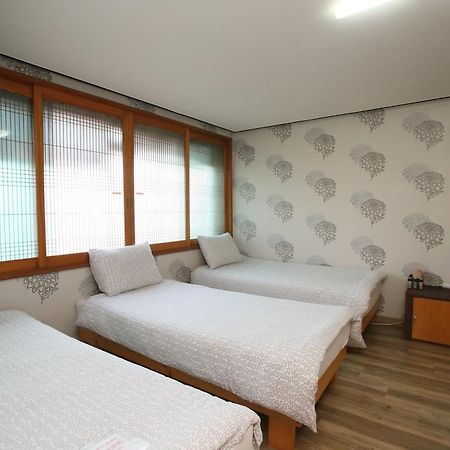 Jeju Airport Mira Guesthouse Eksteriør billede