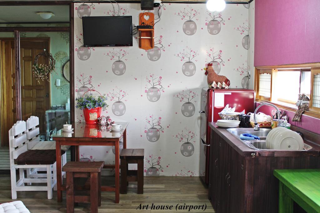 Jeju Airport Mira Guesthouse Eksteriør billede