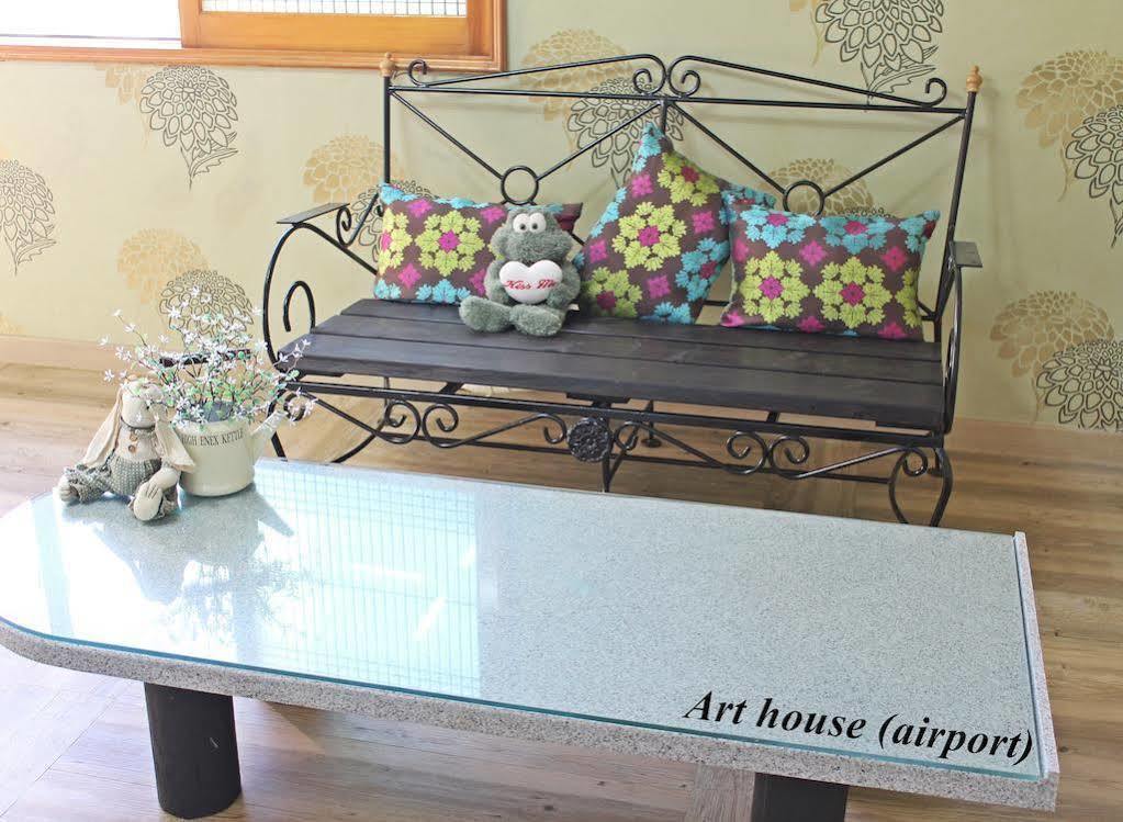 Jeju Airport Mira Guesthouse Eksteriør billede